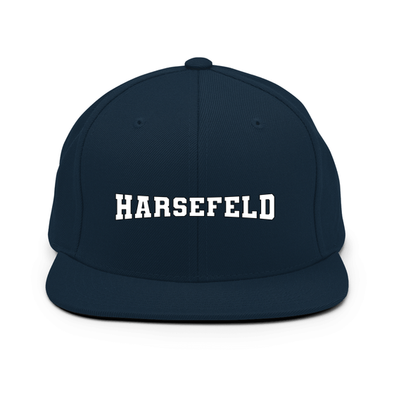 Personalisierbare Harsefeld Cap – Varsity4 Design – Dunkles Navy für Harsefeld