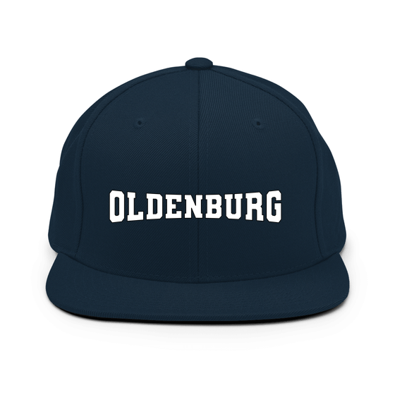Oldenburg Cap mit Varsity4-Design (Dunkles Navy)