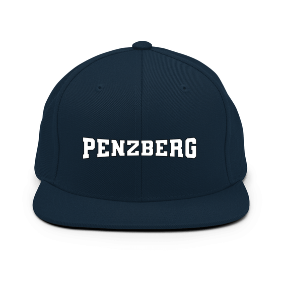 Personalisierbare Penzberg Cap – Varsity4 Design – Dunkles Navy für Penzberg