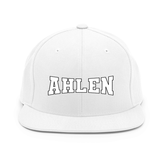 Ahlen Cap mit Varsity4-Design (Weiß) – Produktansicht