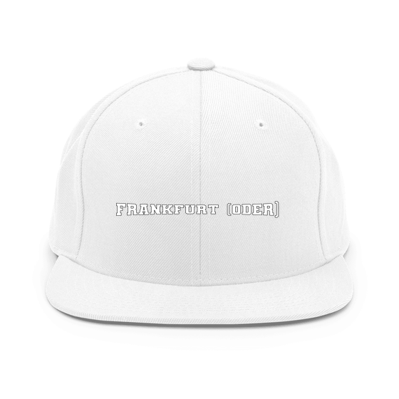 Frankfurt (Oder) Cap mit Varsity4-Design (Weiß) – Produktansicht