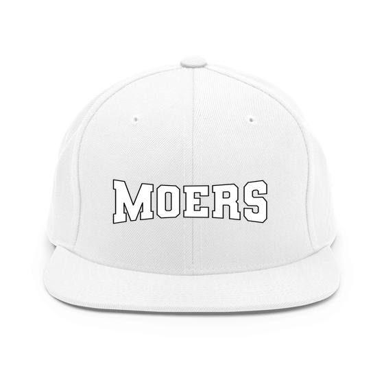 Moers Cap mit Varsity4-Design (Weiß) – Produktansicht